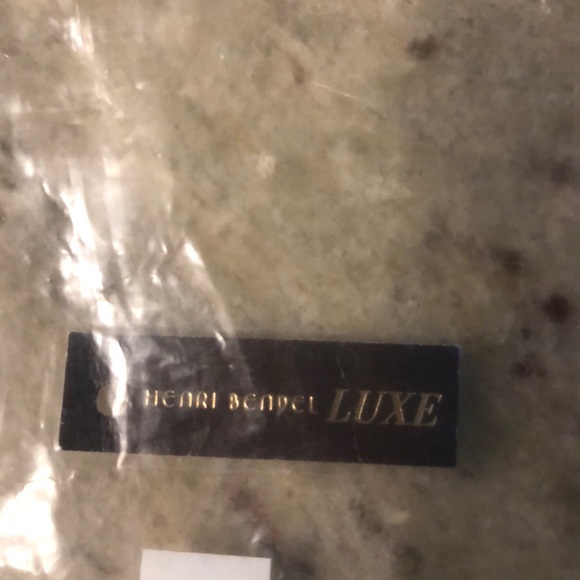 Henri Bendel ring - Picture 4 of 4